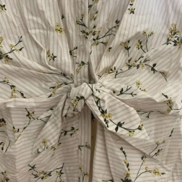 Tie Bottom Striped Floral Business Casual Work Boho Minimalist Chic Glam Blouse - Picture 4 of 4